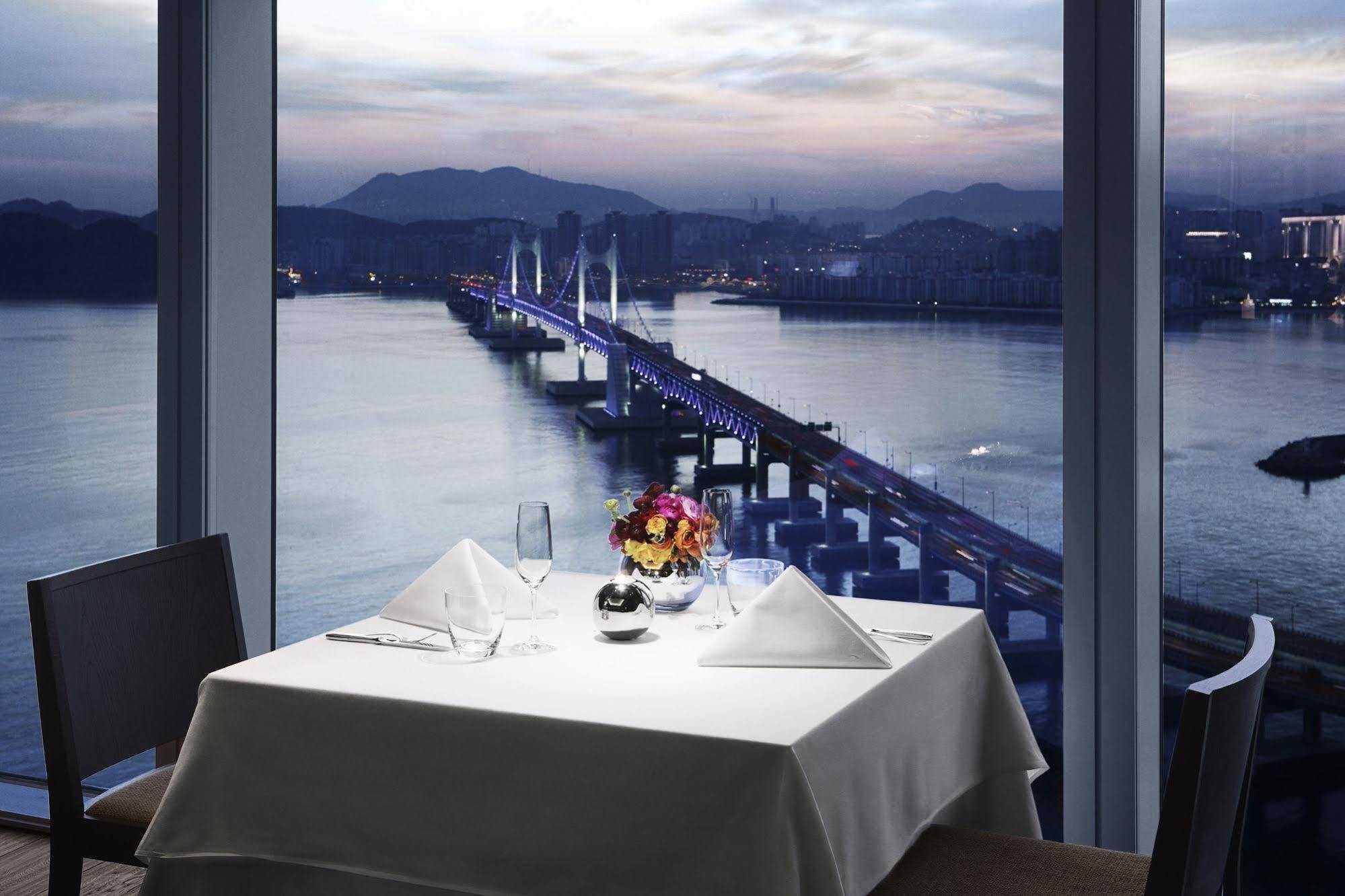 Park Hyatt Busan Hotel Buitenkant foto